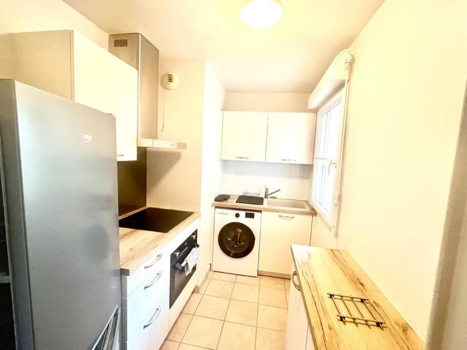 Le Sept Avec Parking, Transfert Apartment Vaires-sur-Marne Ngoại thất bức ảnh